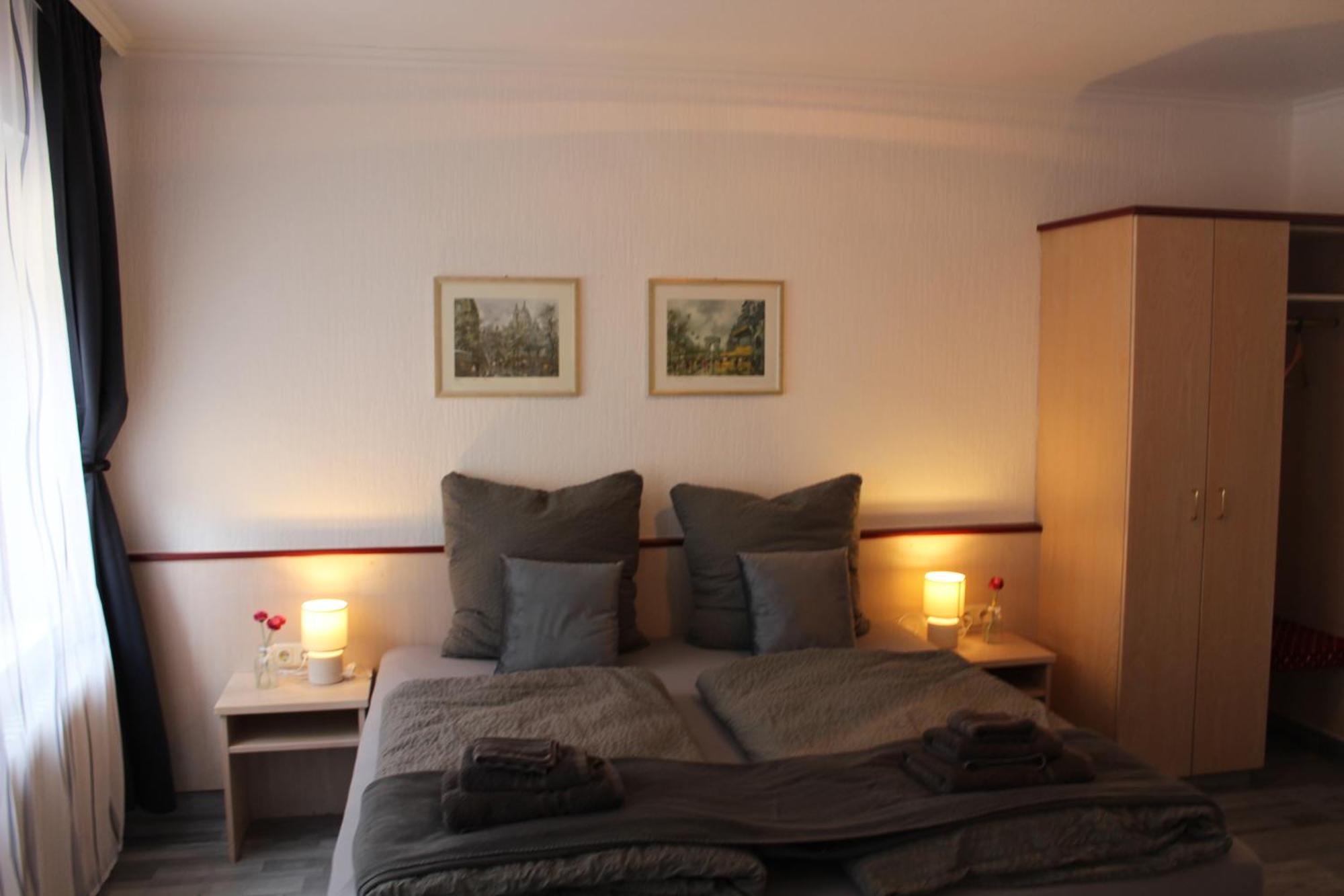 Burghotel - Das Original Norimberga Esterno foto