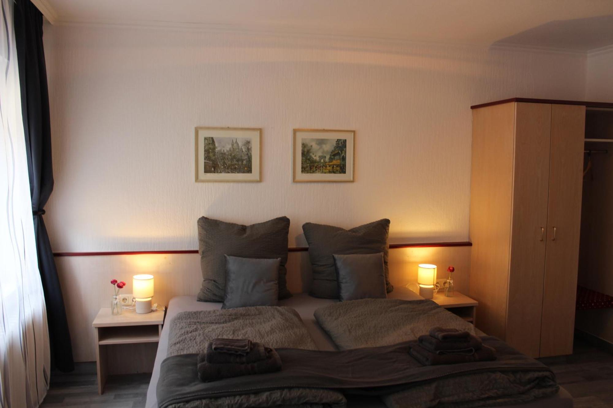 Burghotel - Das Original Norimberga Esterno foto